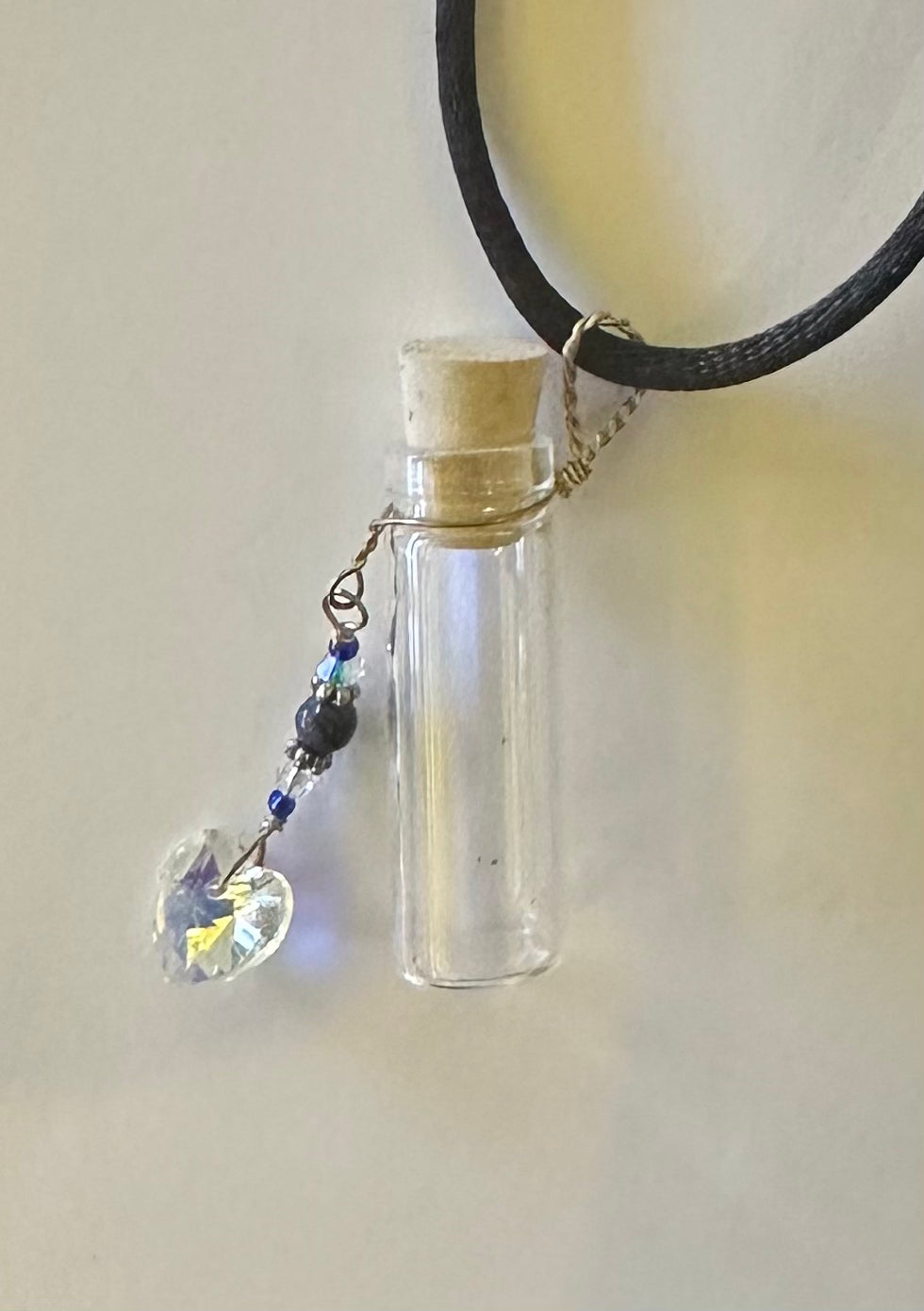 Scent pendant: clear crystal heart