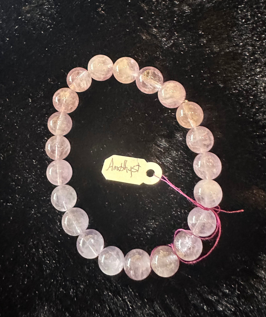 Light amethyst beaded bracelet