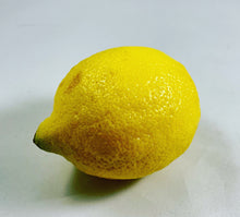 Lemon (Citrus limonum)  organic,expressed from peel, from Italy
